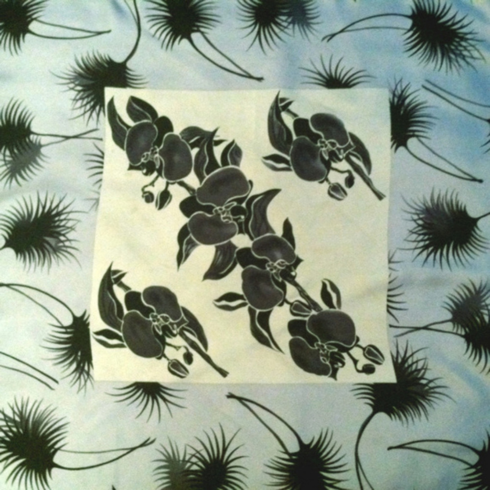 Anne Klein Scarf Gray Black White Orchid Print